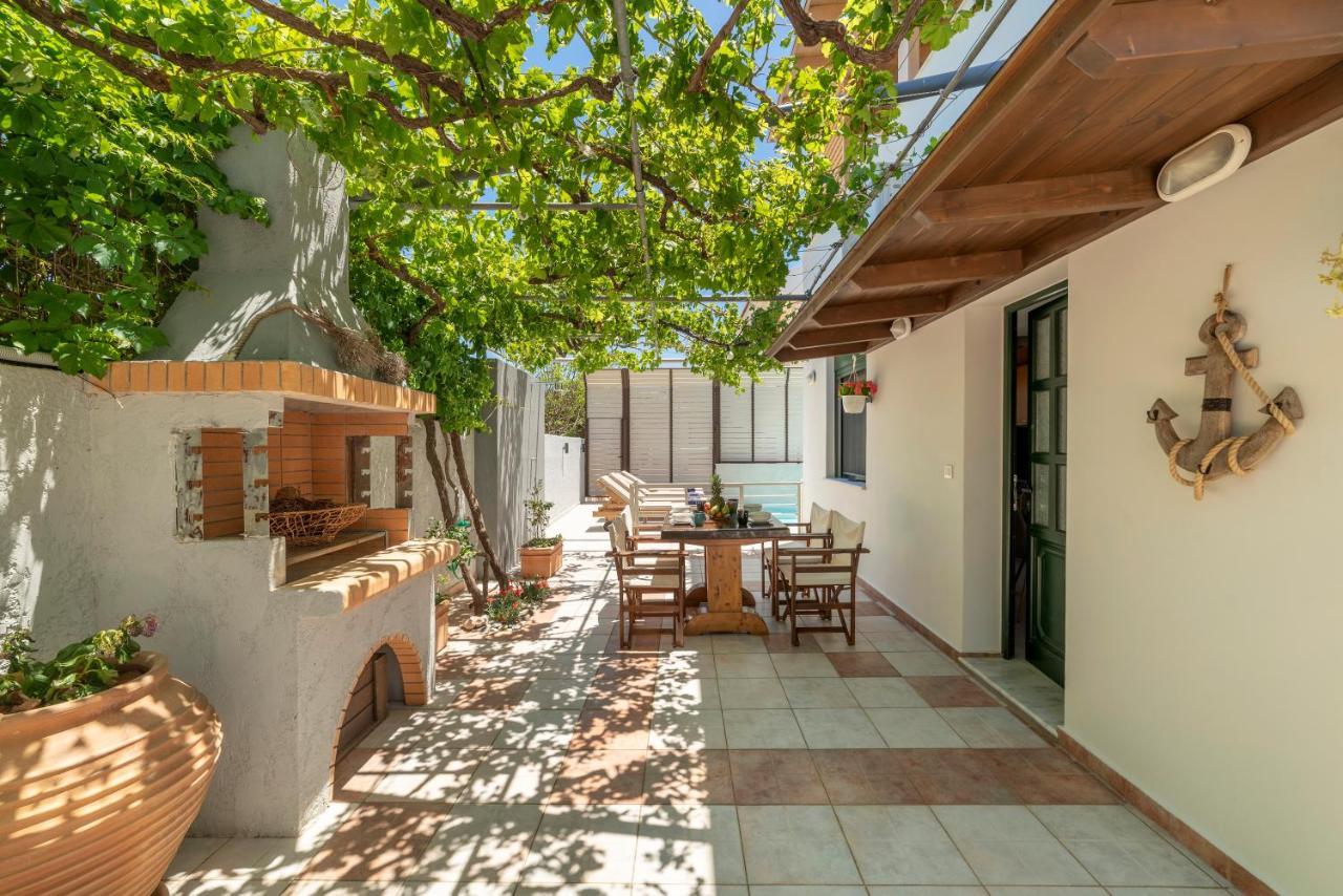 Paradisos Luxury Villas Next To Beach Koutsourás Eksteriør billede